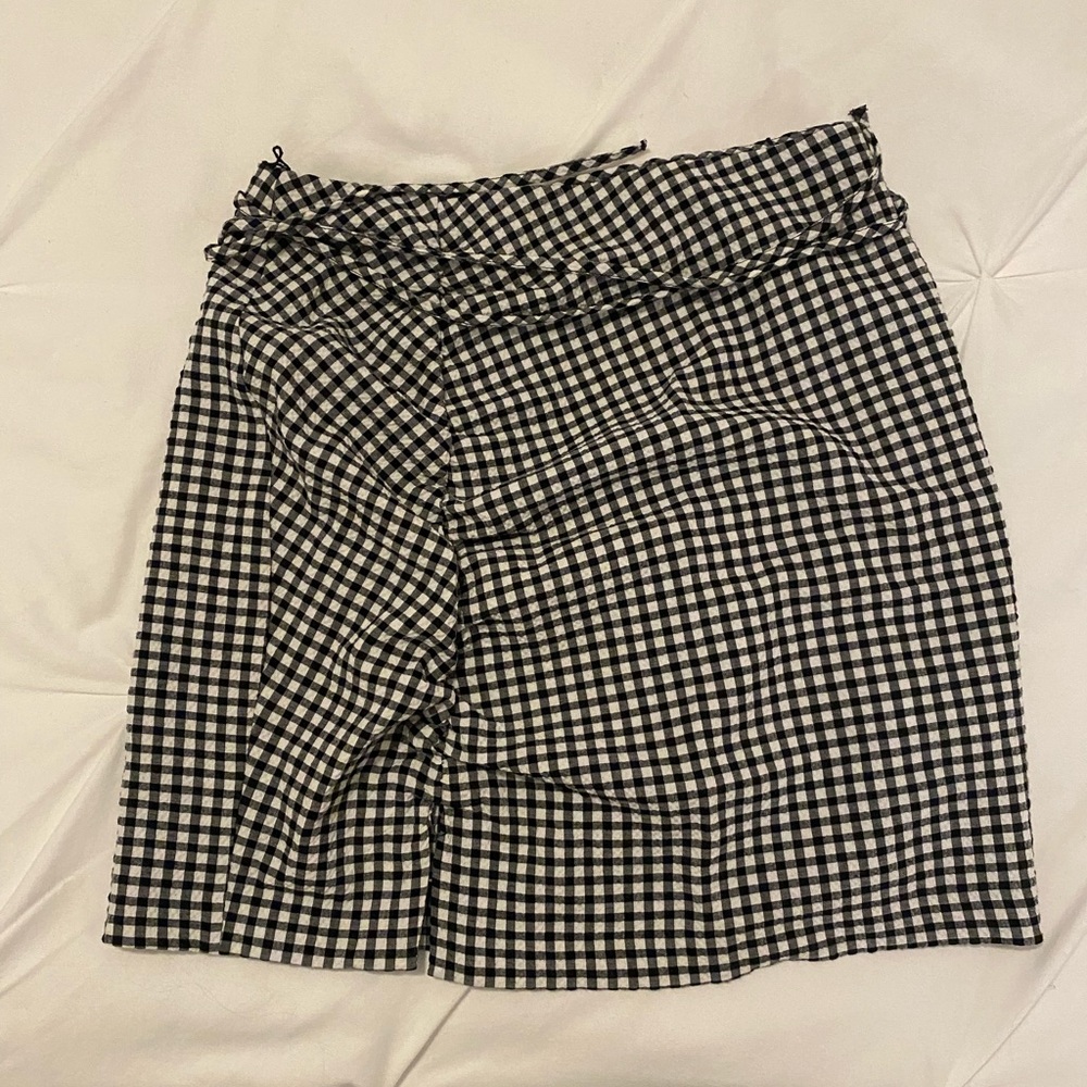 Zara plaid skirt 🖤